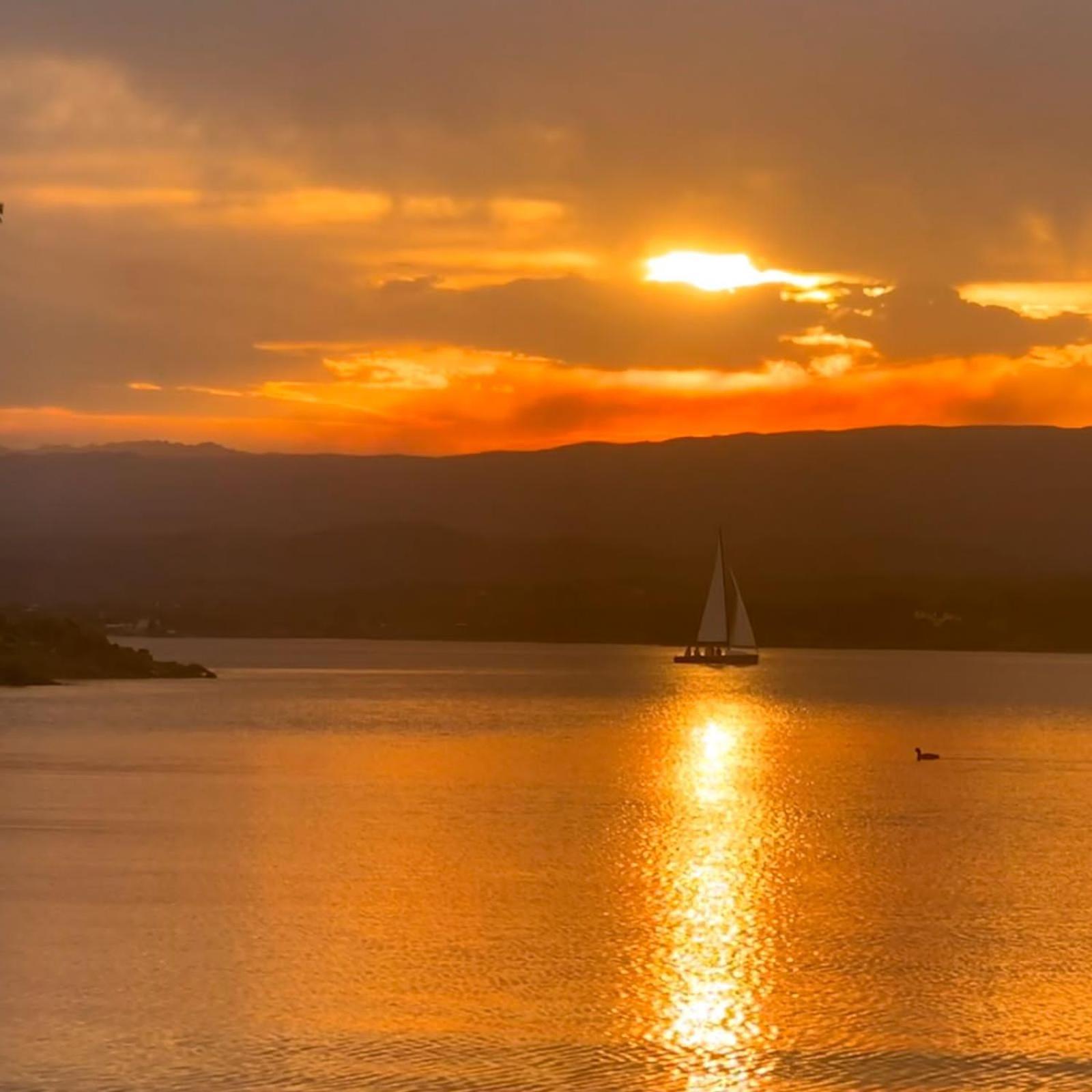 Peperina Lago Los Molinos Villa Ciudad de America Buitenkant foto