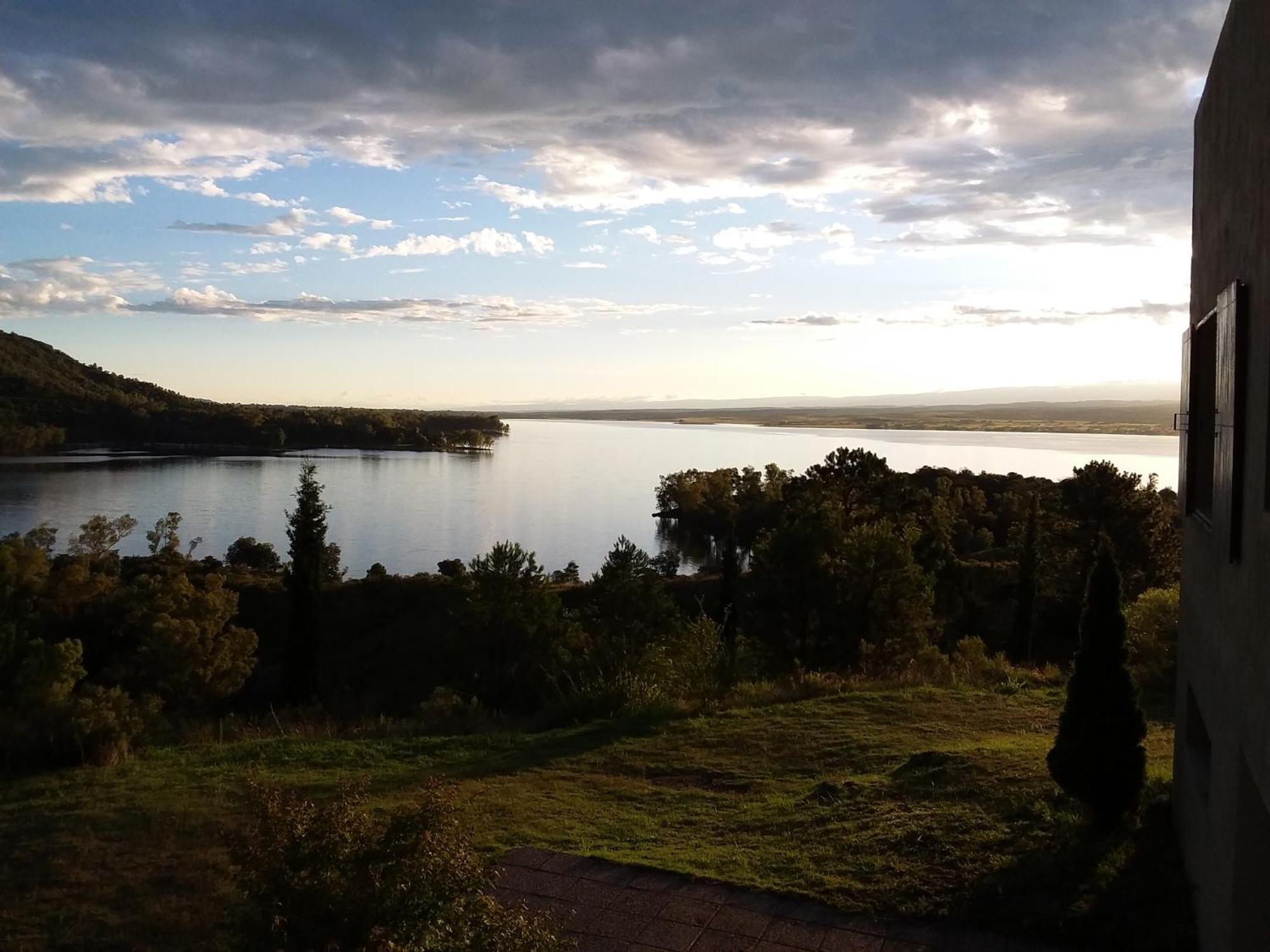 Peperina Lago Los Molinos Villa Ciudad de America Buitenkant foto